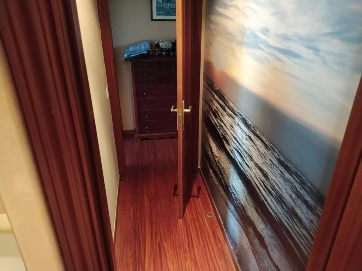 Apartamento Duplex amplio,parking WiFi, 2 terrazas, bien conectado con playas, zona segura Vigo Exterior foto